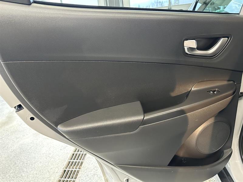 hyundai Kona 2023 - 16