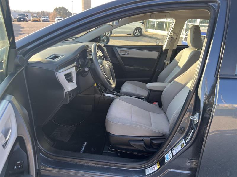 toyota Corolla 2015 - 10