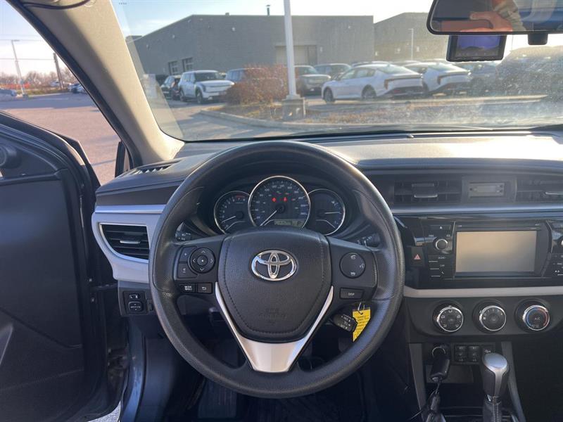 toyota Corolla 2015 - 12