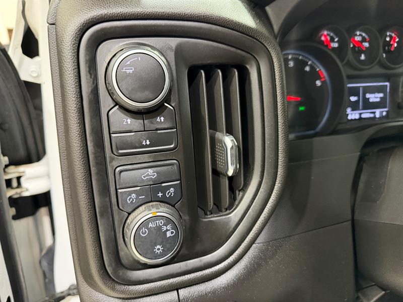 chevrolet Silverado 2500HD 2024 - 14