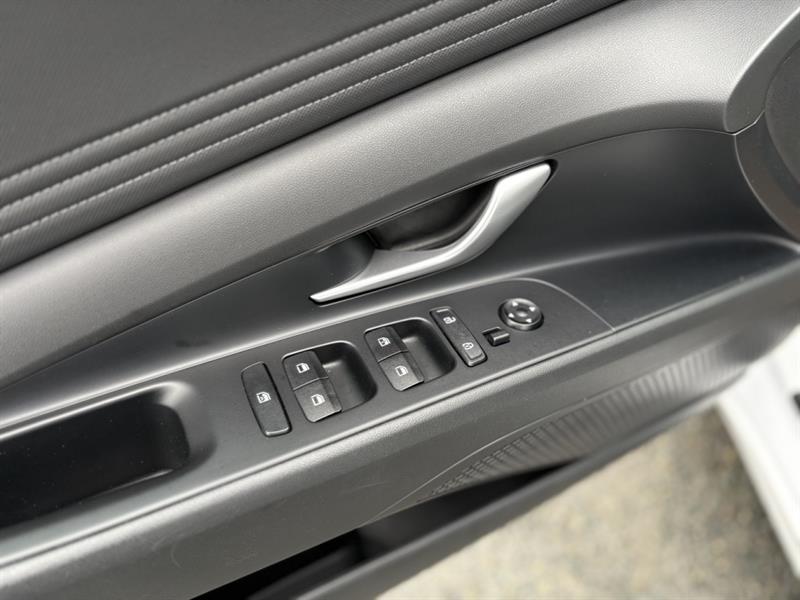 hyundai Elantra 2023 - 17