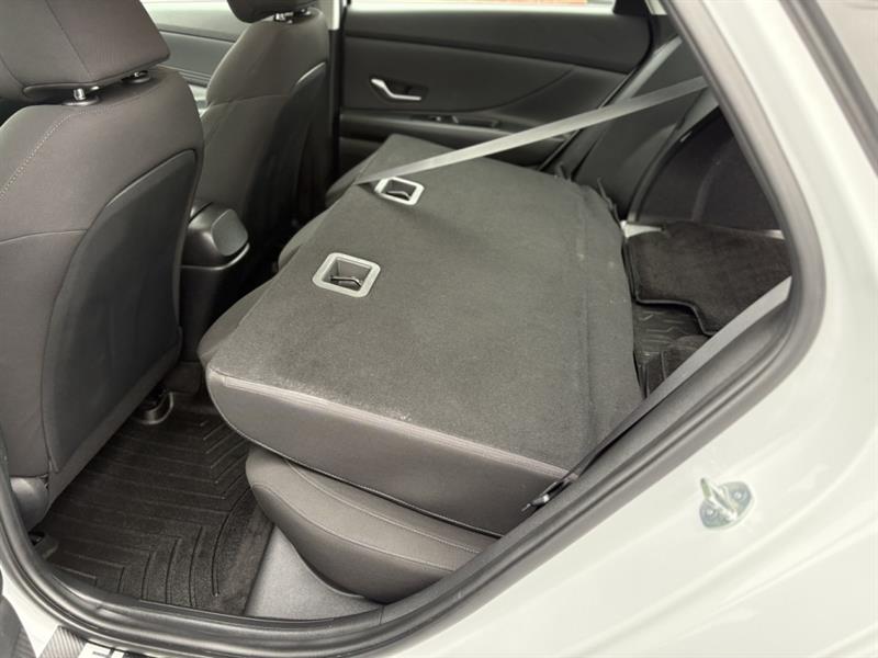 hyundai Elantra 2023 - 30