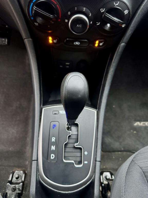 hyundai Accent 2016 - 11