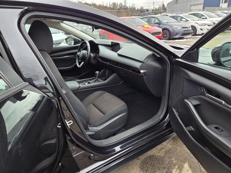 mazda Mazda3 2022 - 16