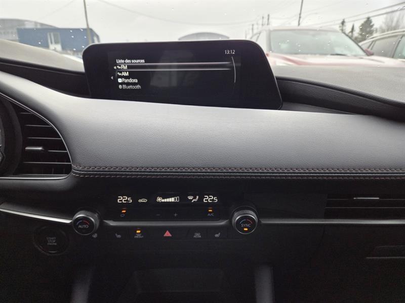 mazda Mazda3 2022 - 25