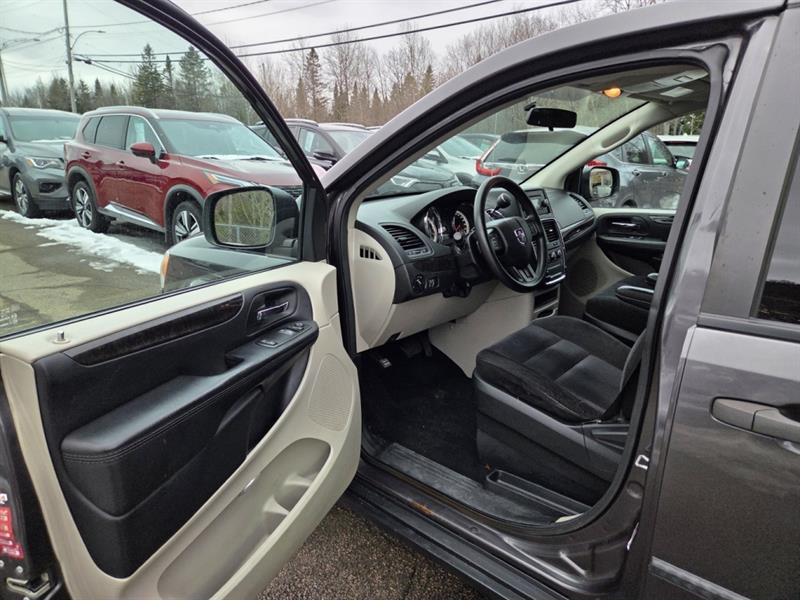 dodge Grand Caravan 2015 - 10