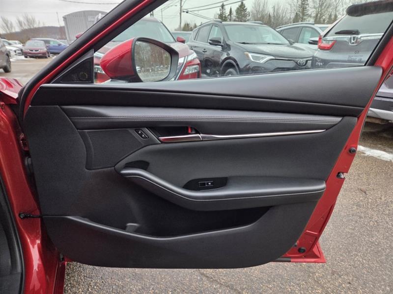 mazda Mazda3 2020 - 17