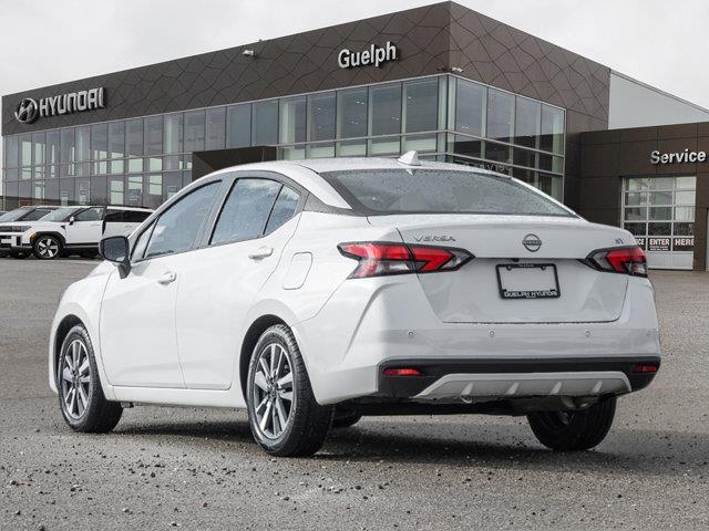 nissan Versa 2024 - 6