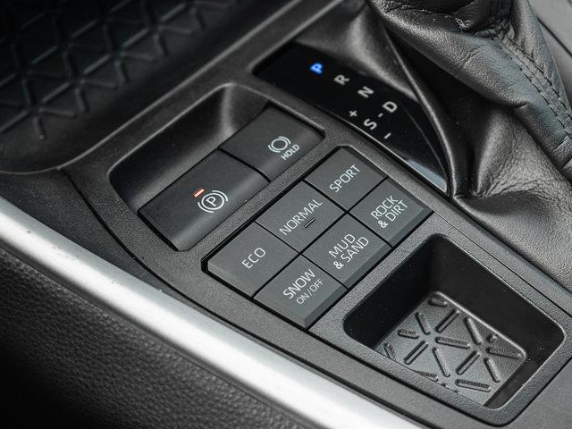 toyota RAV4 2022 - 16