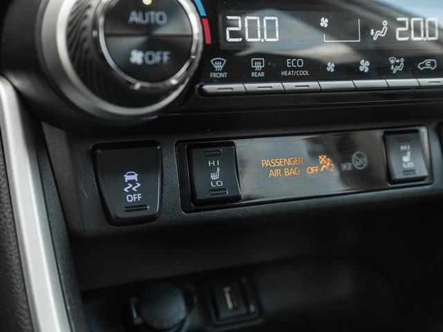 toyota RAV4 2022 - 17