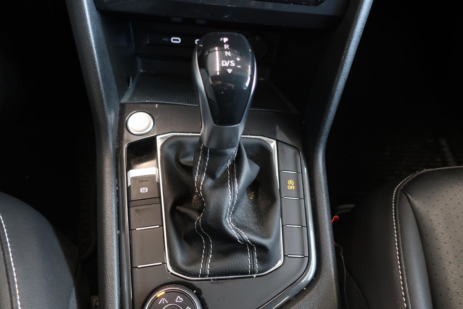 volkswagen Tiguan 2022 - 17