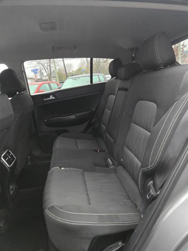 kia Sportage 2018 - 13