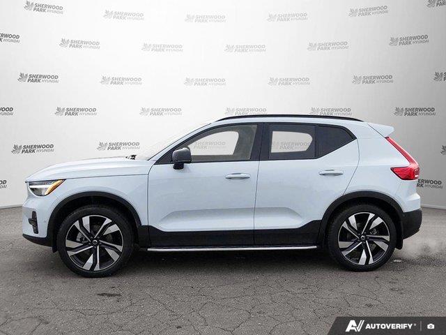 volvo XC40 2025 - 2