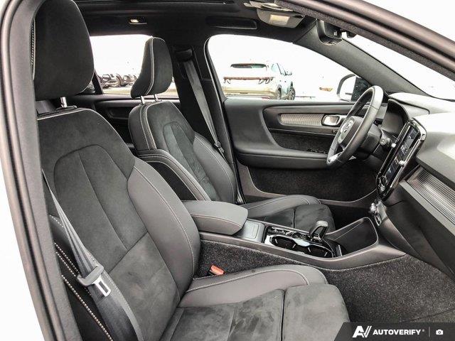 volvo XC40 2025 - 21