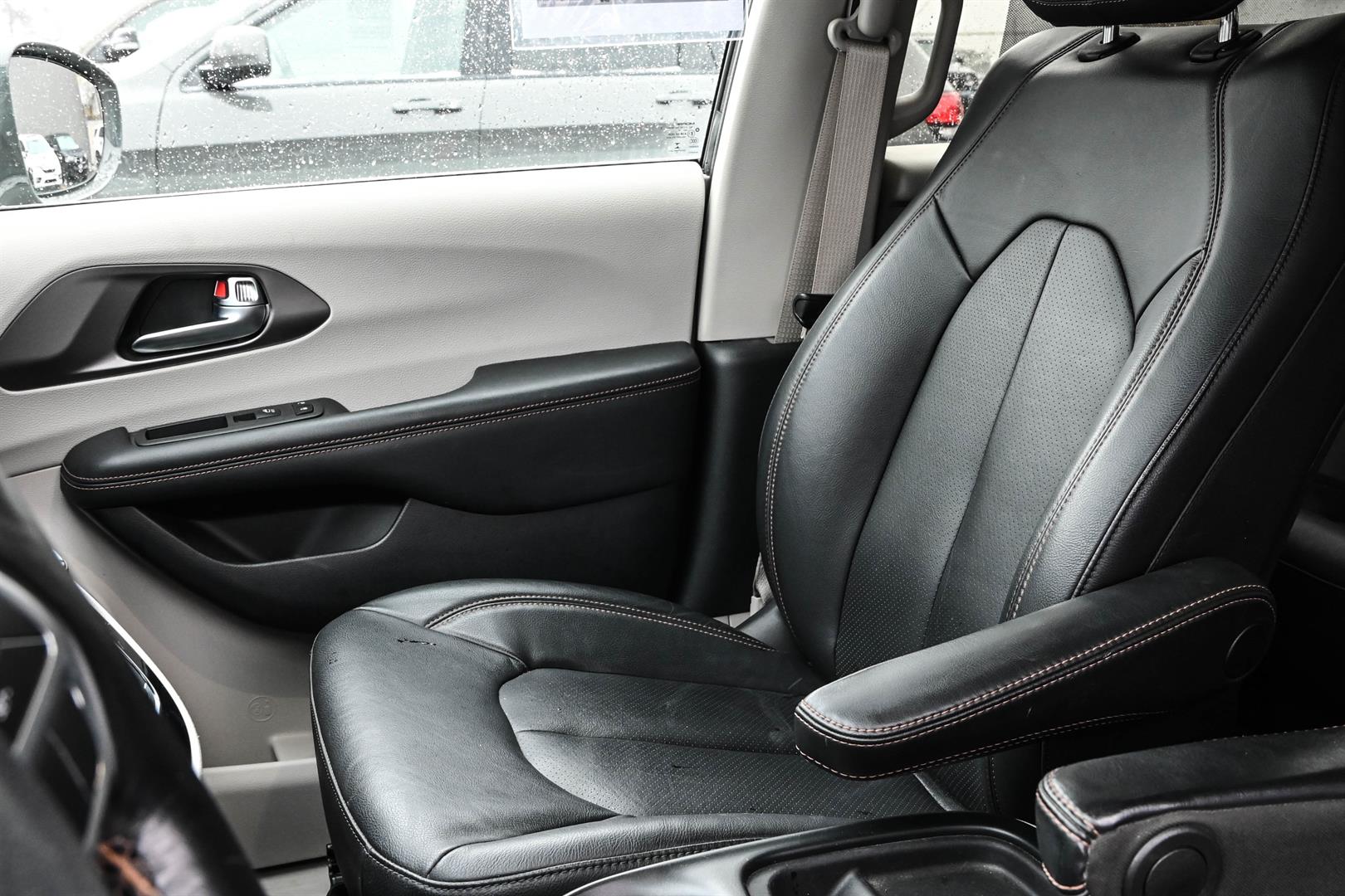 chrysler Pacifica Hybrid 2020 - 9