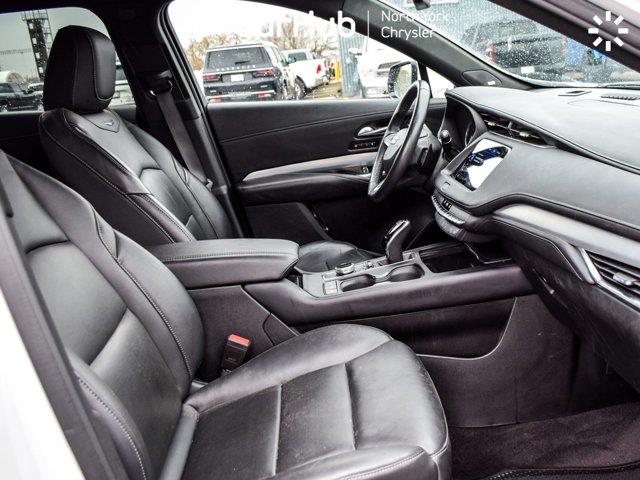 cadillac XT4 2023 - 12