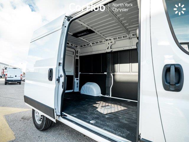 ram ProMaster fourgonnette utilitaire 2025 - 8