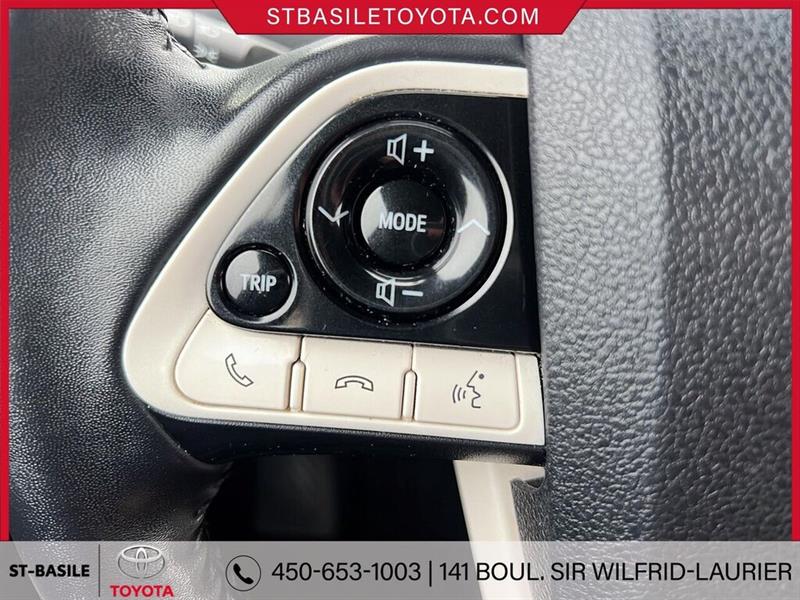 toyota Prius Prime 2019 - 17