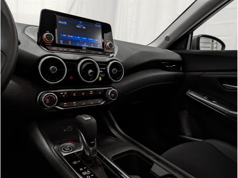 nissan Sentra 2020 - 9