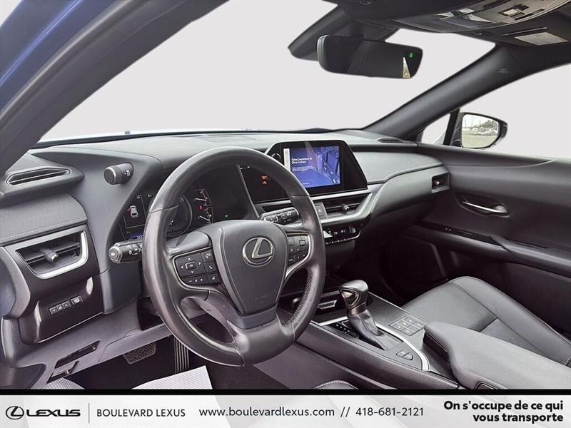 lexus UX 2024 - 18