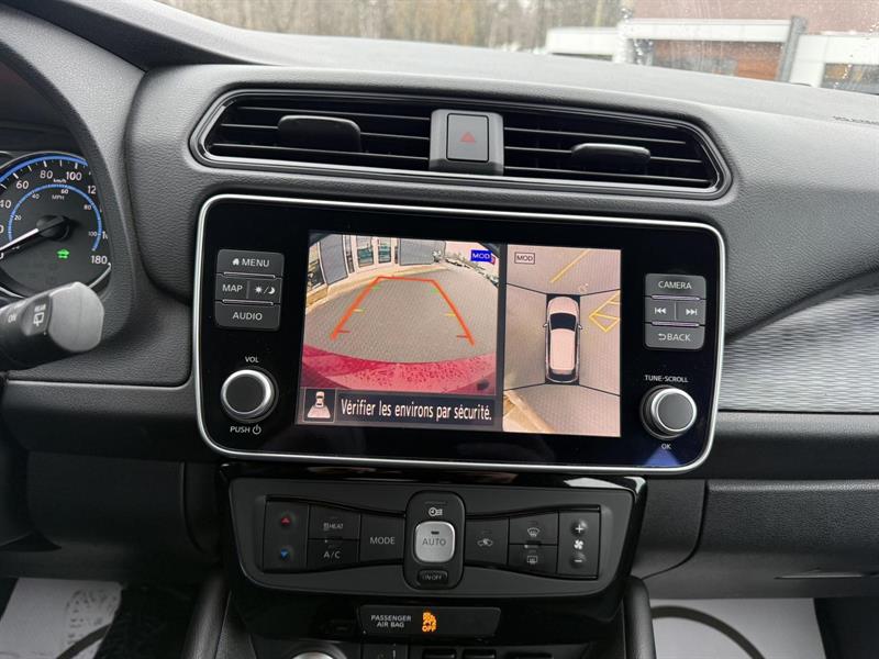 nissan LEAF 2020 - 12