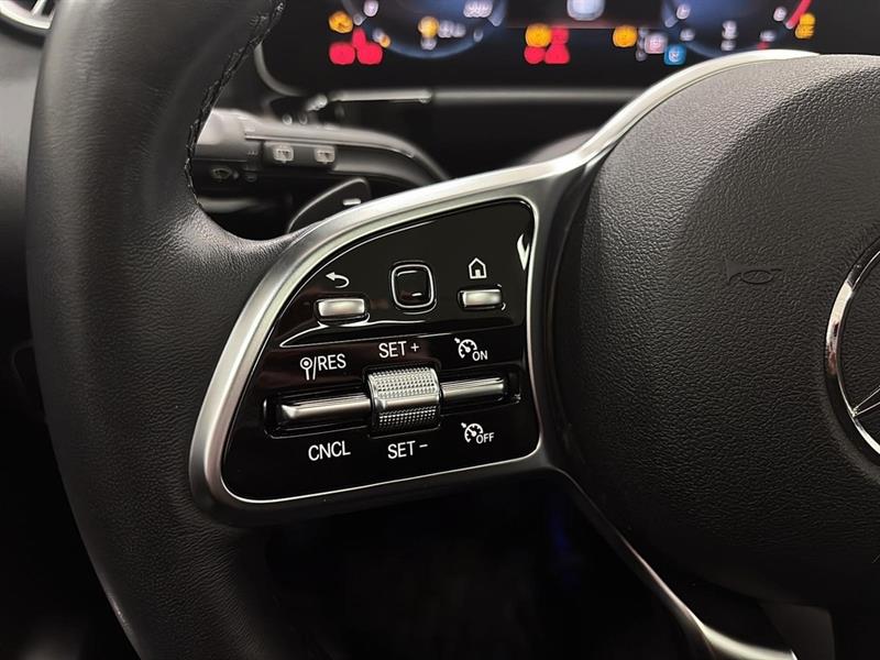 mercedes-benz GLA 2021 - 18