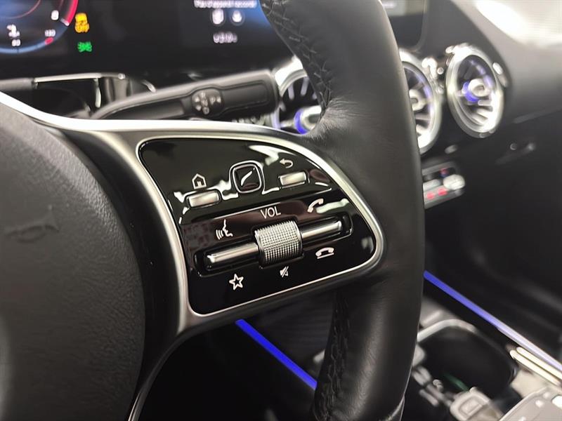 mercedes-benz GLA 2021 - 19