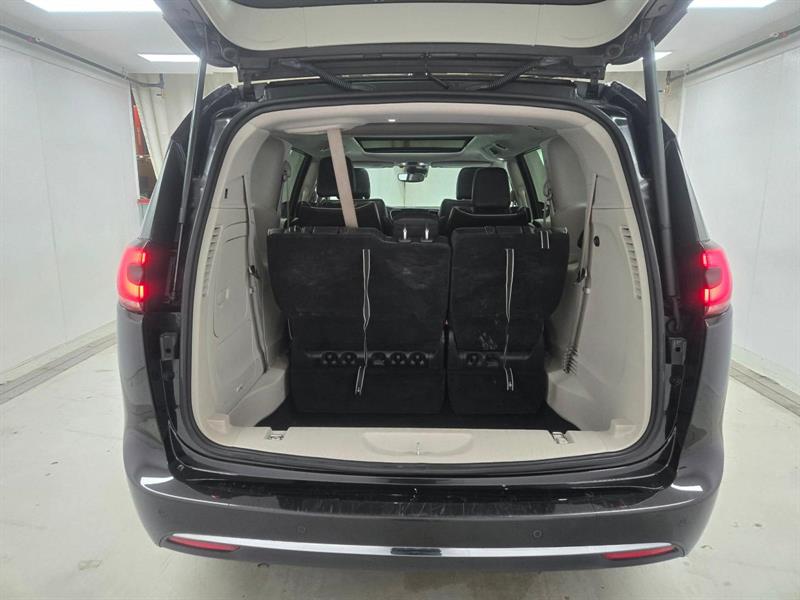 chrysler Pacifica Hybrid Limited 2022 - 7