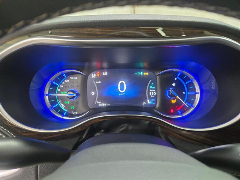 chrysler Pacifica Hybrid Limited 2022 - 18