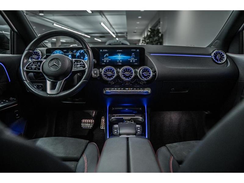 mercedes-benz GLA250 2022 - 25