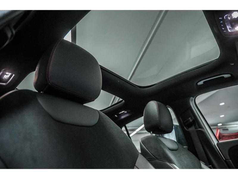 mercedes-benz GLA250 2022 - 30