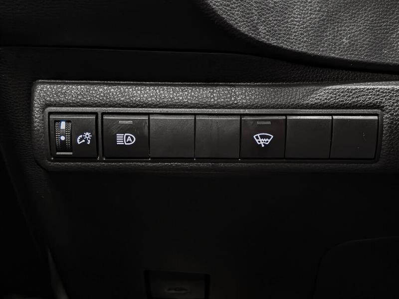 toyota Corolla Hatchback 2023 - 16