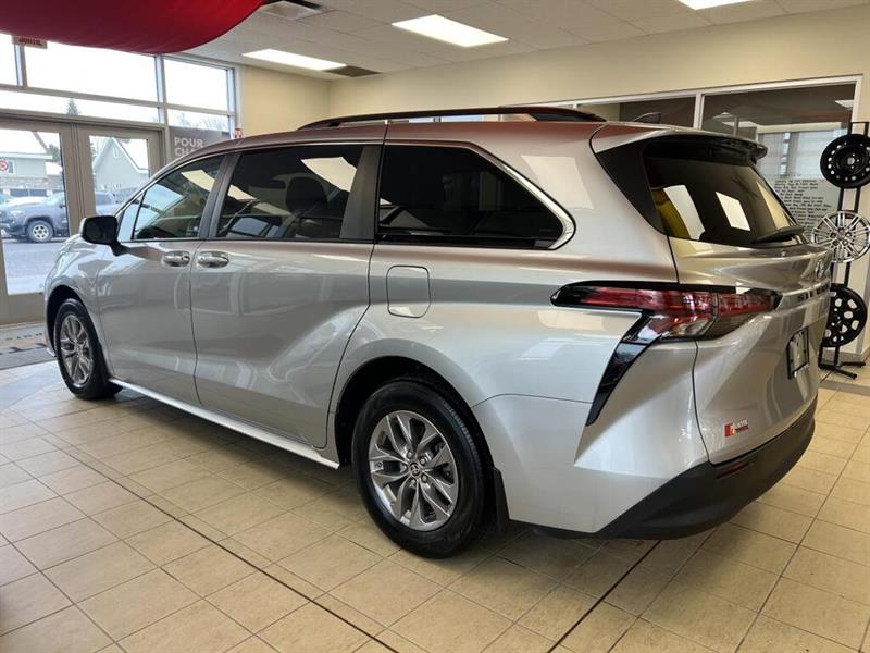 toyota Sienna 2022 - 10