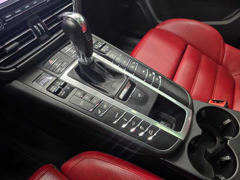 porsche Macan 2021 - 26
