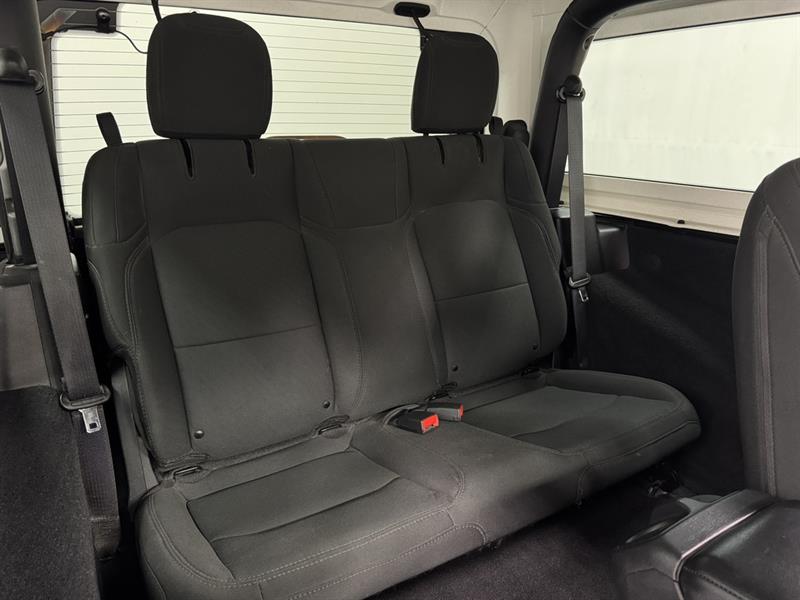 jeep Wrangler 2021 - 30