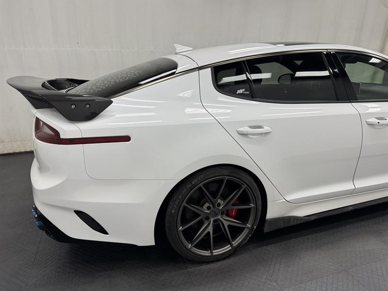 kia Stinger 2019 - 11