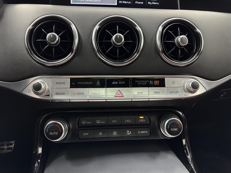 kia Stinger 2019 - 33