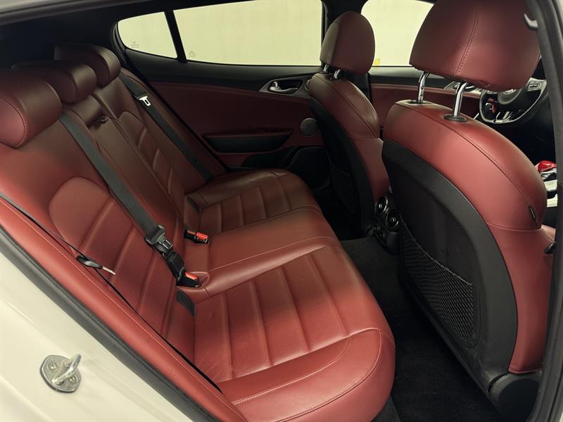 kia Stinger 2019 - 39