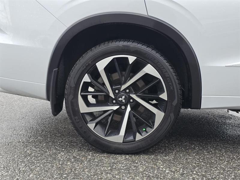 mitsubishi Outlander 2023 - 9