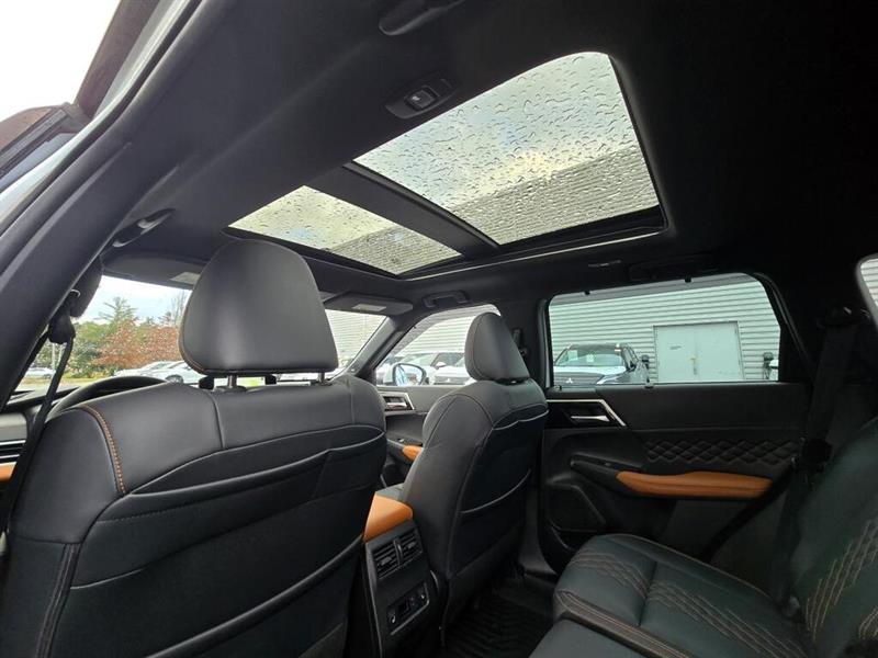 mitsubishi Outlander 2023 - 13