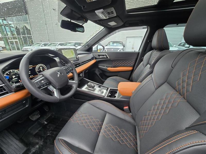 mitsubishi Outlander 2023 - 16