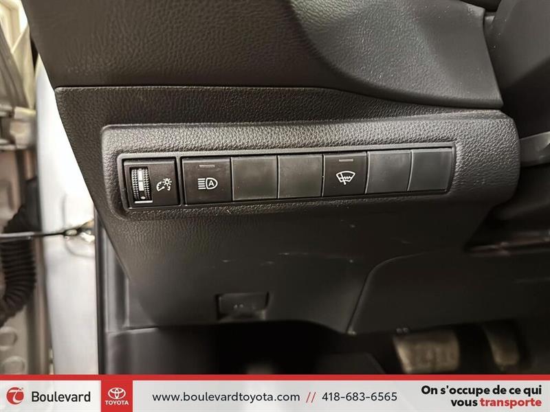 toyota Corolla 2022 - 11