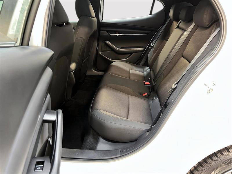 mazda Mazda3 Sport 2024 - 9