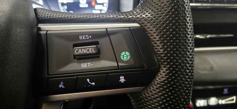 mitsubishi Outlander 2023 - 17