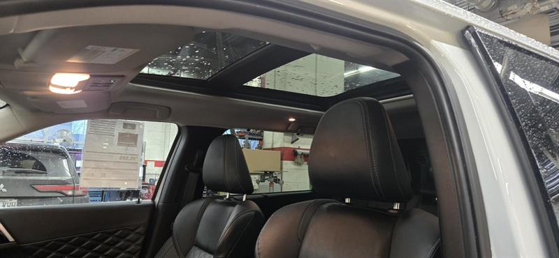 mitsubishi Outlander 2023 - 23