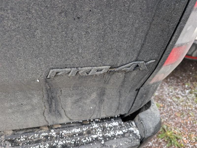 nissan Frontier 2023 - 11