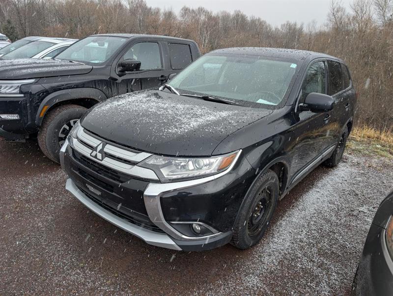 mitsubishi Outlander 2016