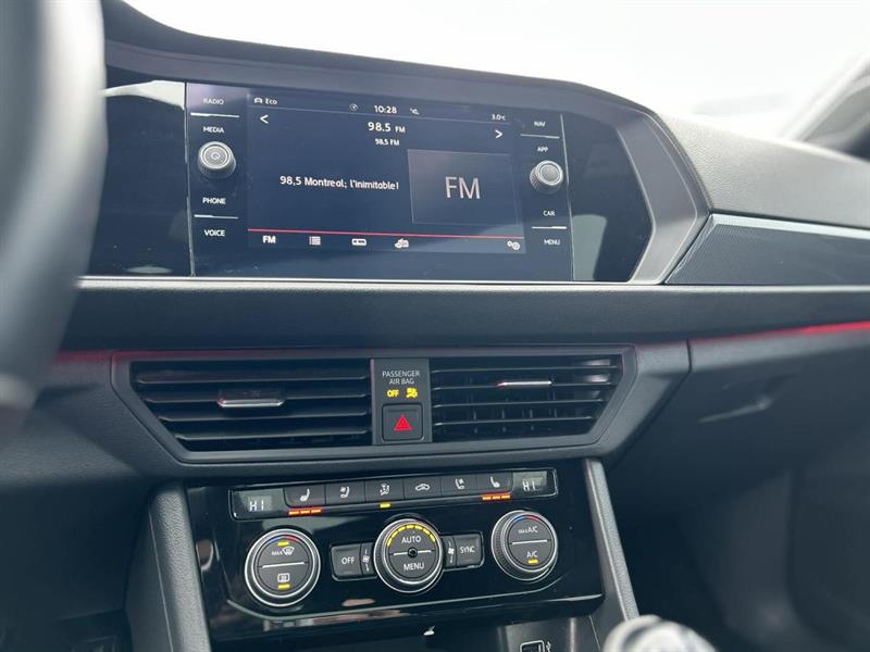 volkswagen Jetta 2020 - 20