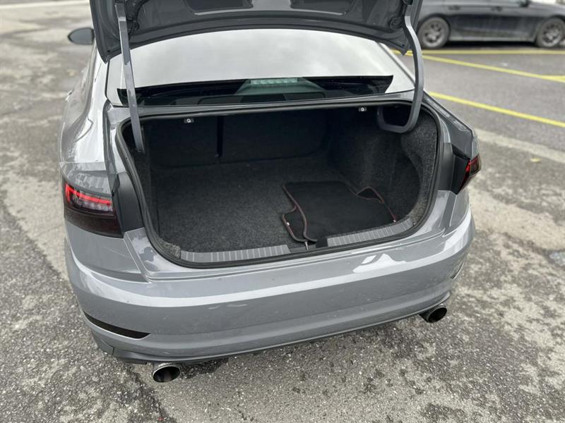 volkswagen Jetta 2020 - 23