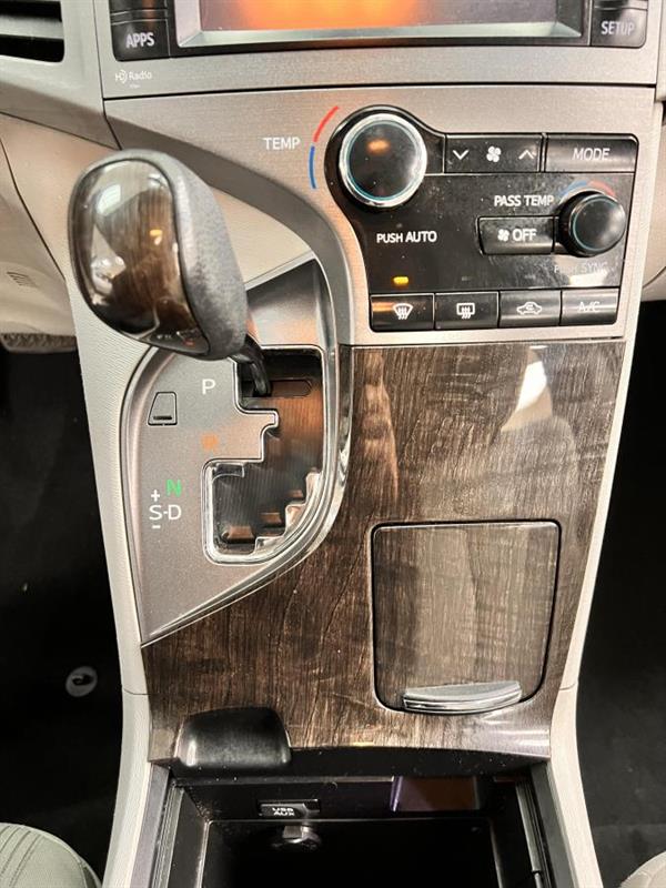 toyota Venza 2013 - 19